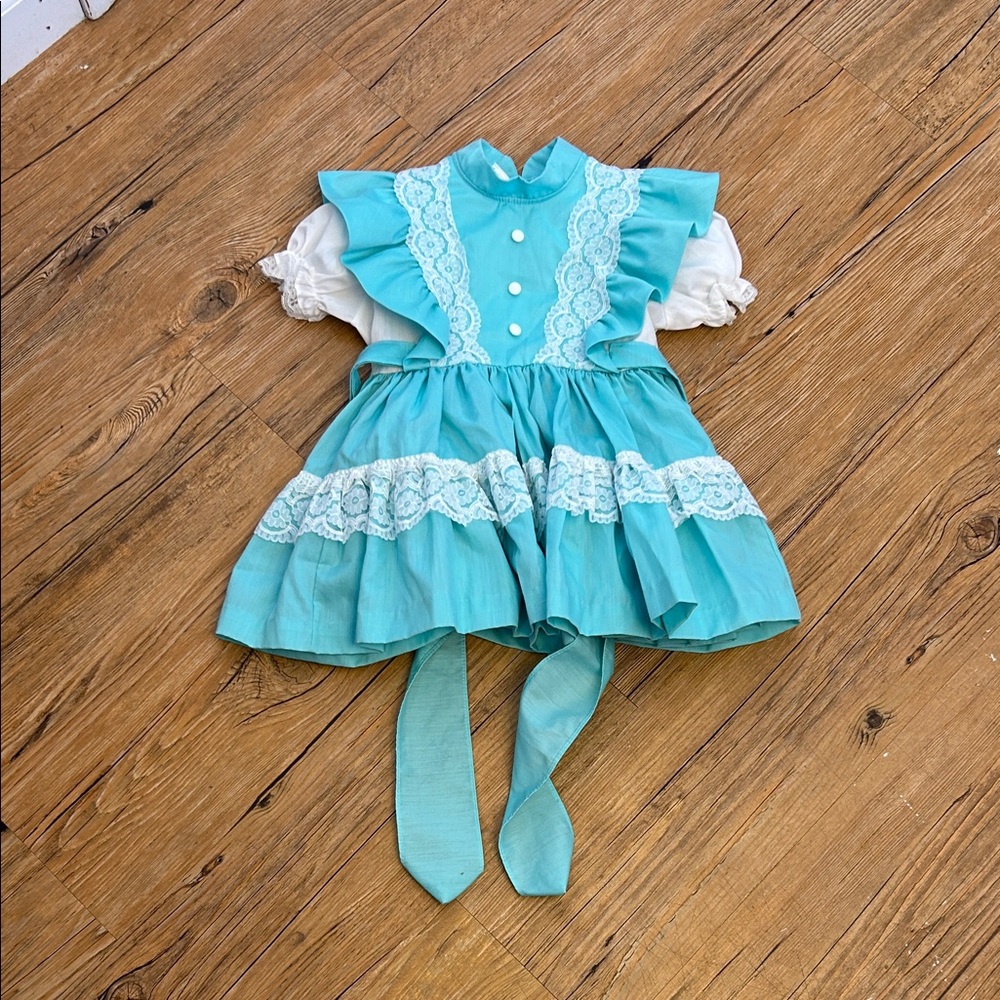Mini Workd Blue Ruffled Dress with Lace Details Size 3 Vintage